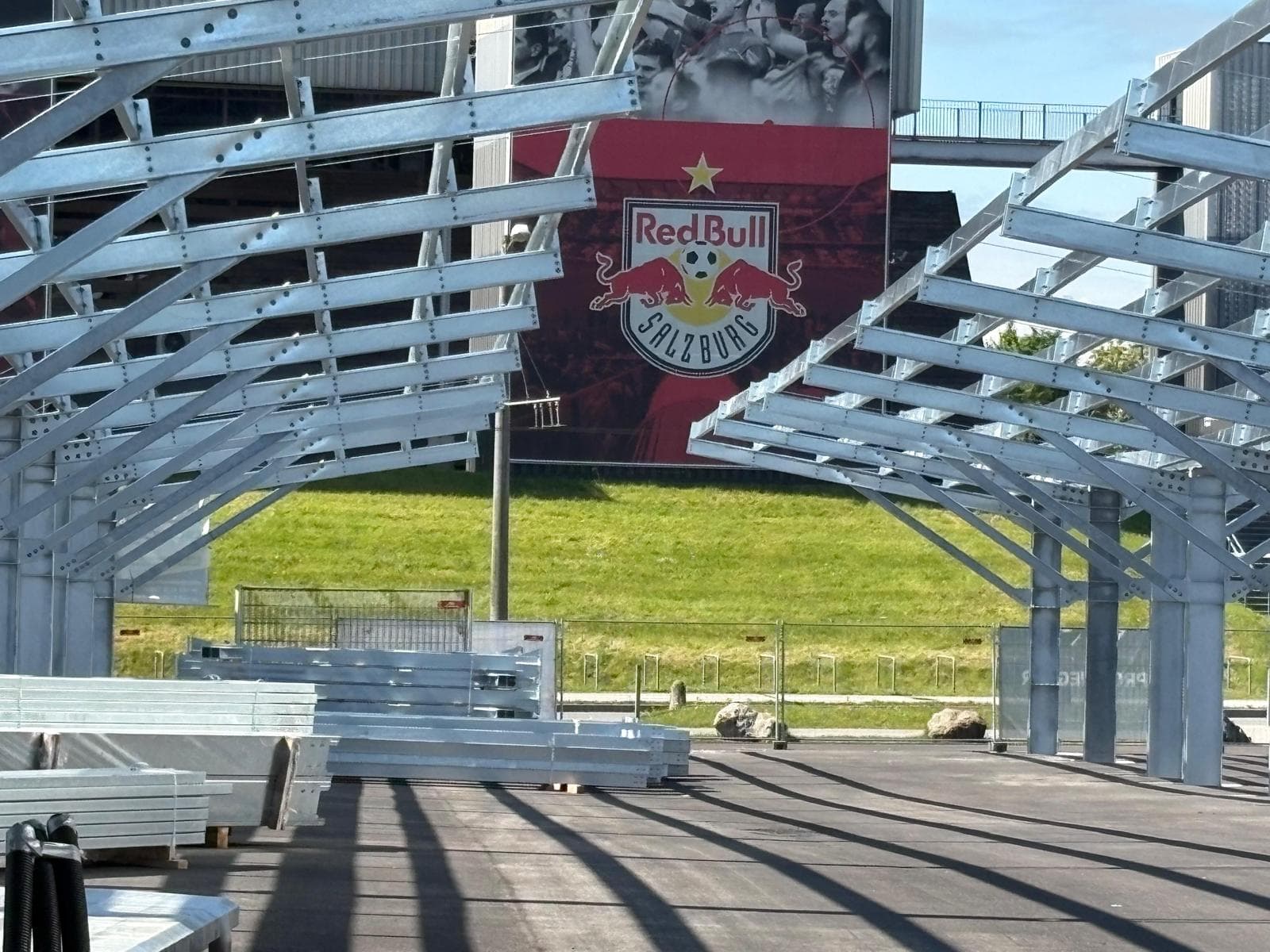 RedBull Arena CarPort