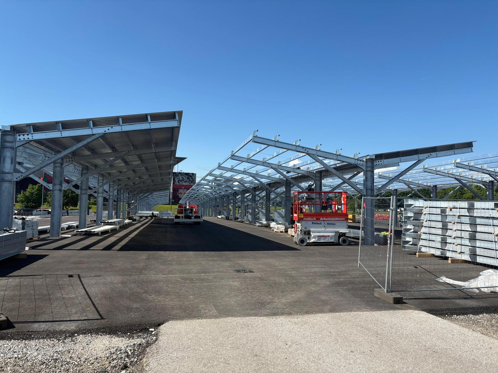 RedBull Arena CarPort — 3